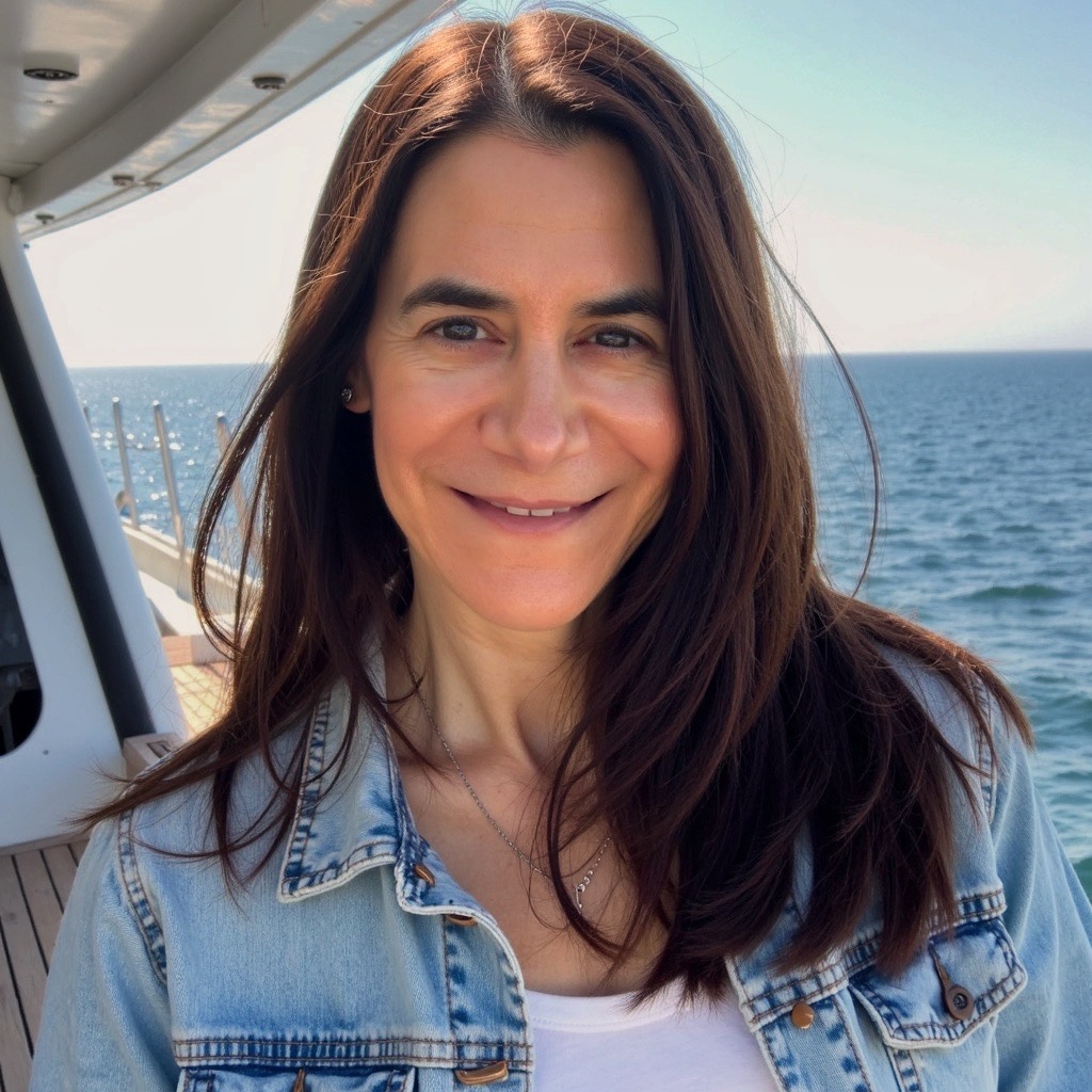 Functional nutrition practitioner support gut and hormone health.